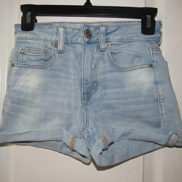 AMERICAN EAGLE Hi-Rise Shortie Next Level Stretch Light Wash Shorts Size 2 - Picture 1 of 4